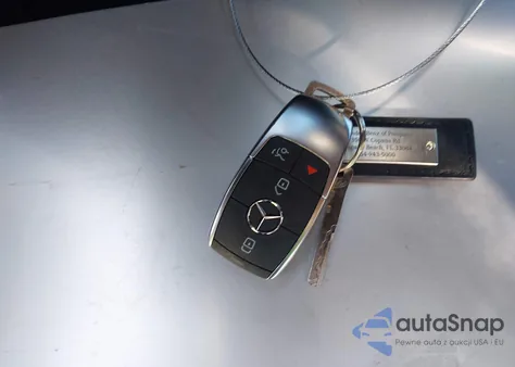 2023 Mercedes-Benz Glb 250 z USA, uszkodzony, nr VIN W1N4M4GB5PW331046